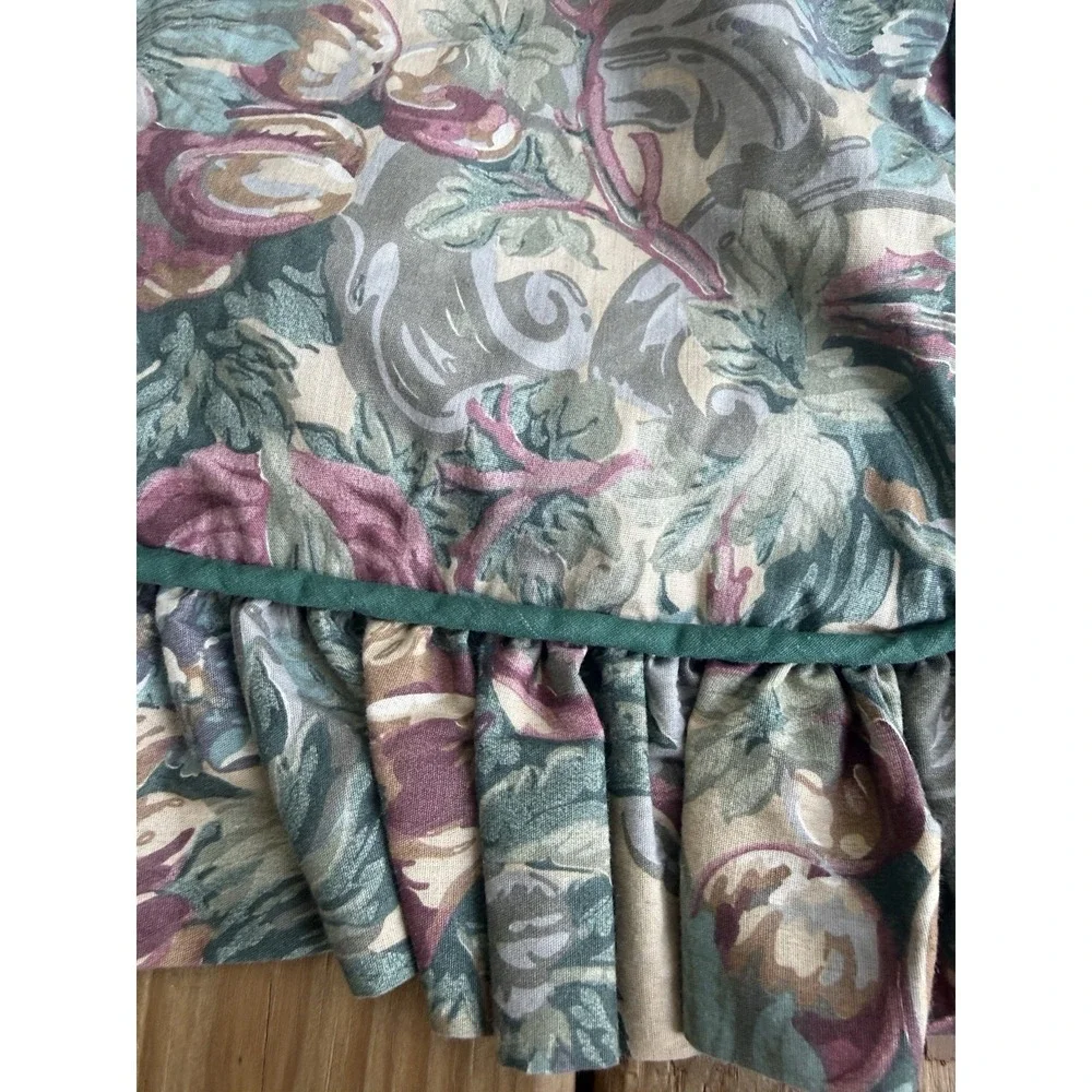Vintage Floral Ruffled Pillow Shams Set of 2 Standard Cottage Granny Core